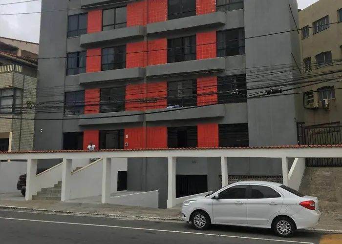 Quarto E Sala Bem Localizado